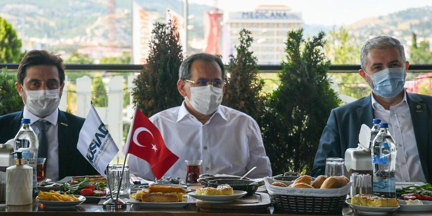 BAŞKAN DEMİR İŞ DÜNYASI İLE BULUŞTU