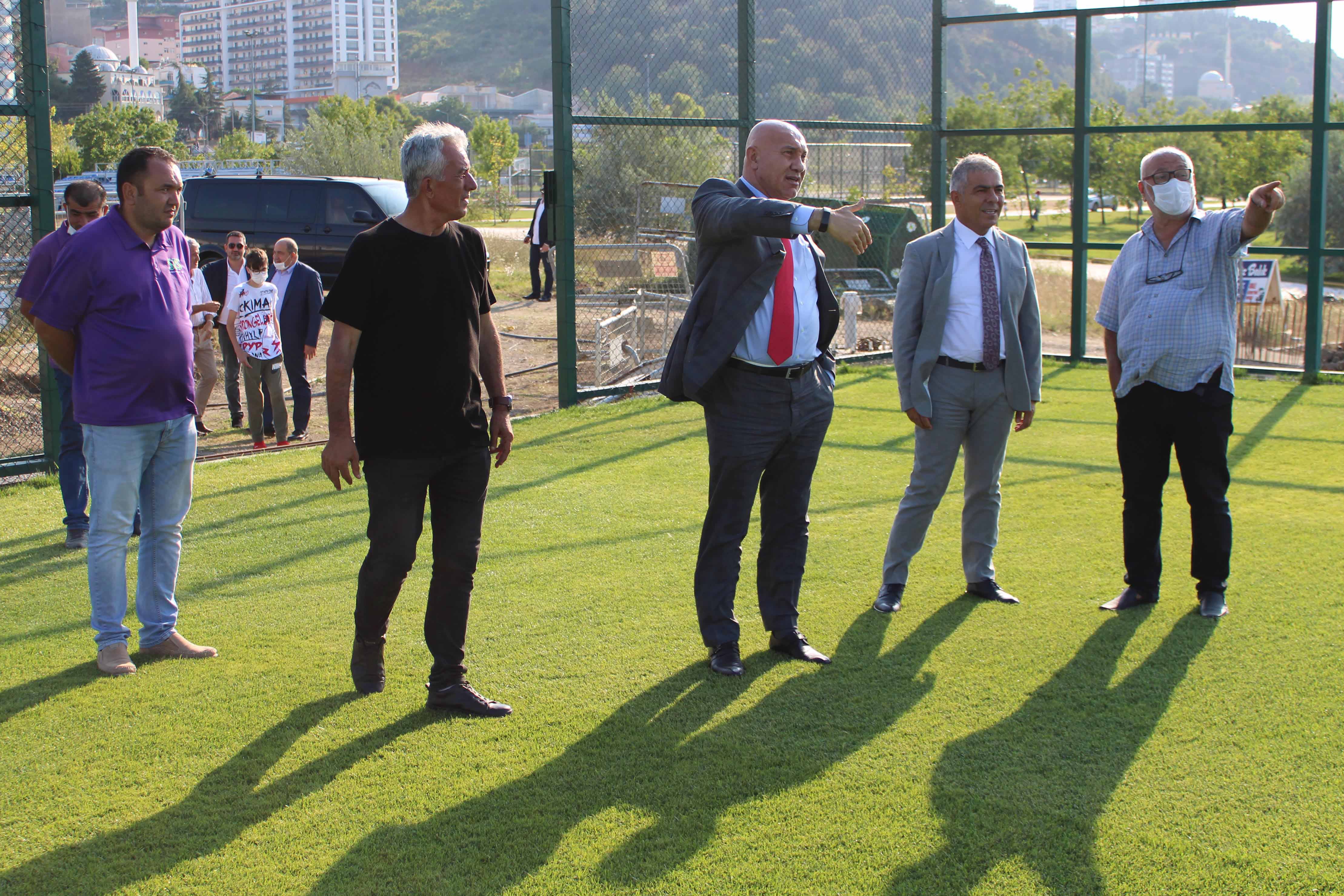 SAMSUNSPOR AKADEMİ TESİSLERİ BATIPARK'TA YÜKSELİYOR