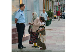 58 kişiden biri fakir