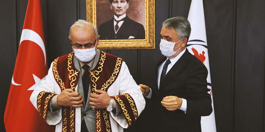 OMÜ Rektörü Prof. Dr. Ünal görevine başladı