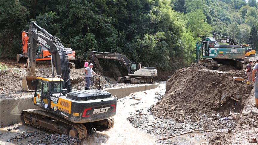 KAPANAN 113 KÖY YOLU ULAŞIMA AÇILDI