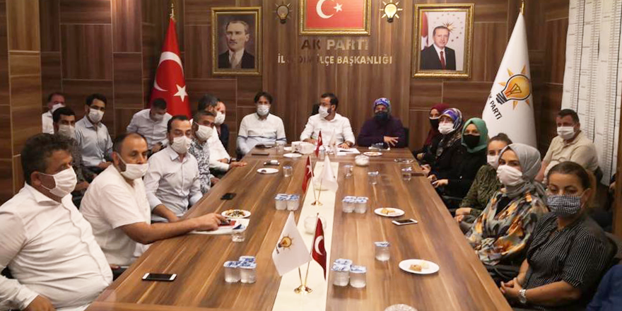 'MİLLETİMİZE AŞKLA HİZMET EDİYORUZ'