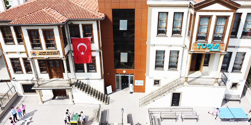 Samsun'da ortaokul öğrencileri İHA geliştirdi
