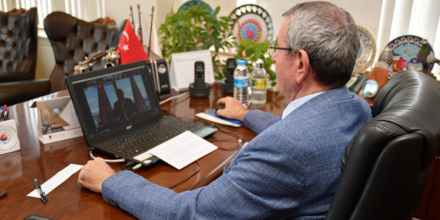 VİDEO KONFERANSLA VARANK İLE GÖRÜŞTÜ