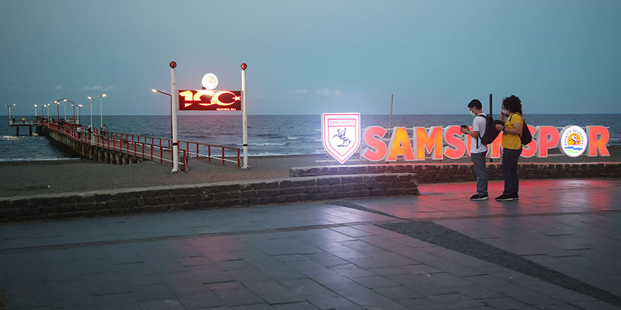 Halk İskelesi yeniden ışıl ışıl oldu