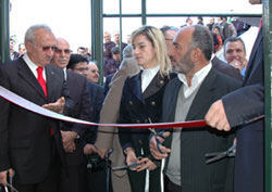 Halı saha hizmete girdi