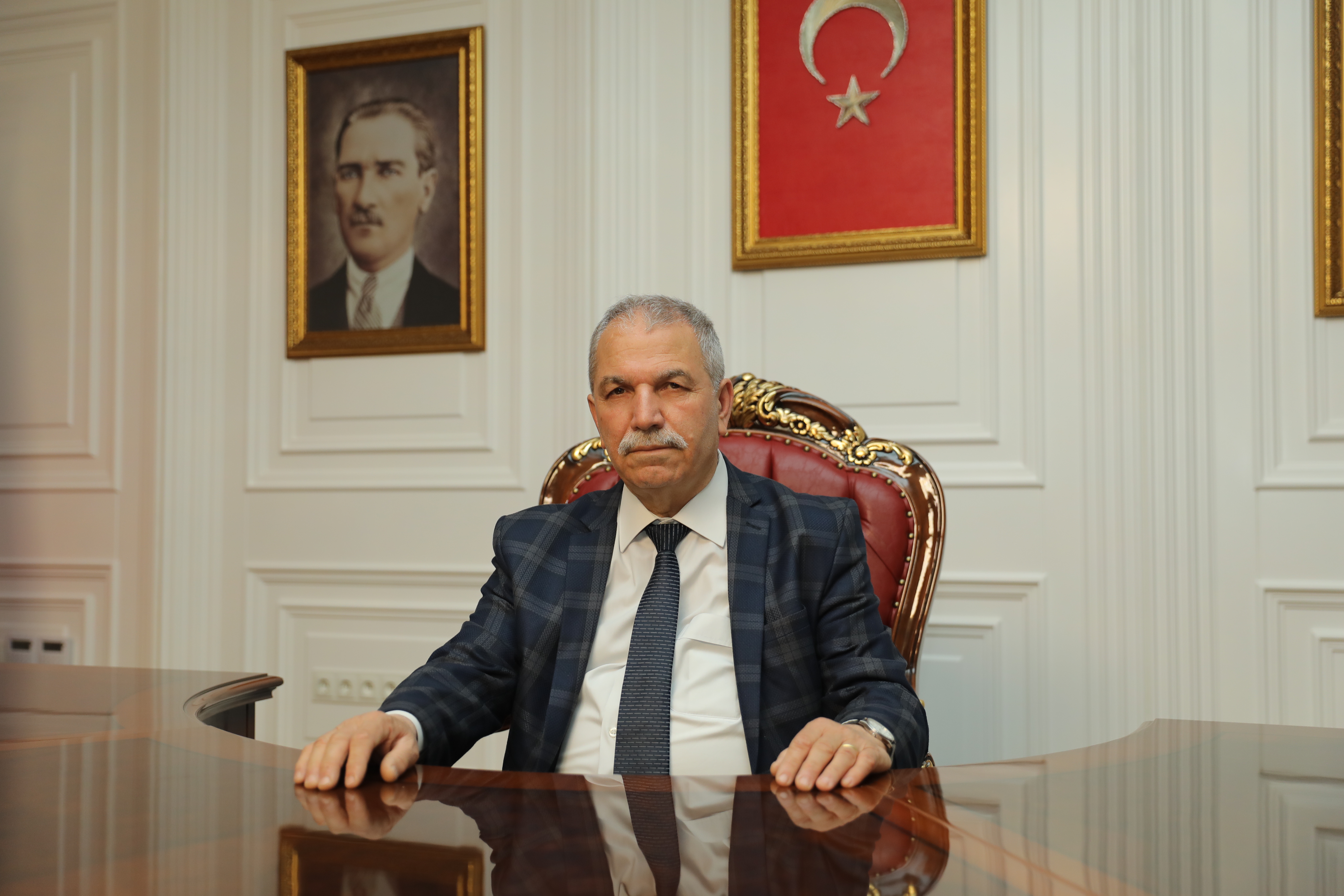 MUHTARLAR HALK İLE DEVLET KURUMLARI ARASINDA BİR KÖPRÜDÜR