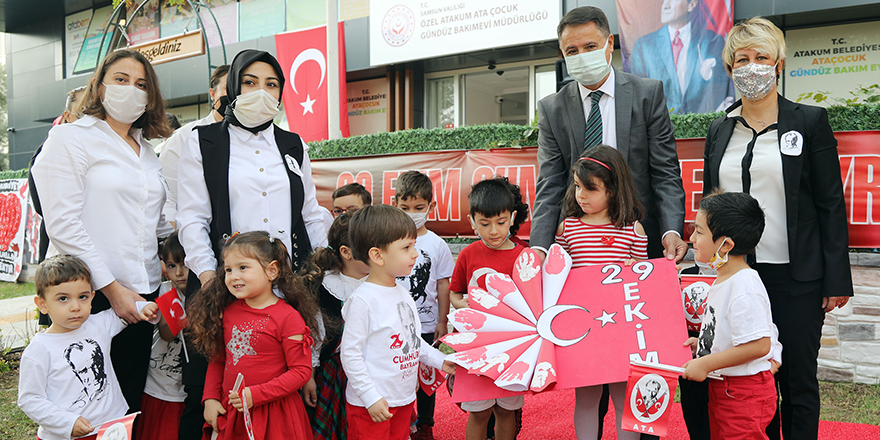 ATAÇOCUK KIRMIZI-BEYAZA BÜRÜNDÜ