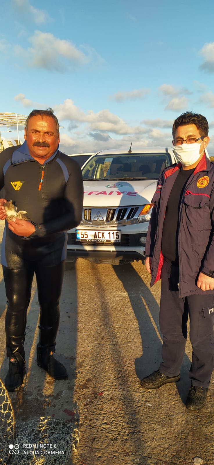 YAVRU KEDİYİ İTFAİYE KURTARDI
