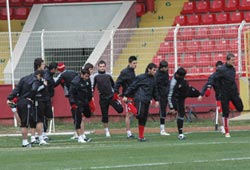 Primler dağıtıldı