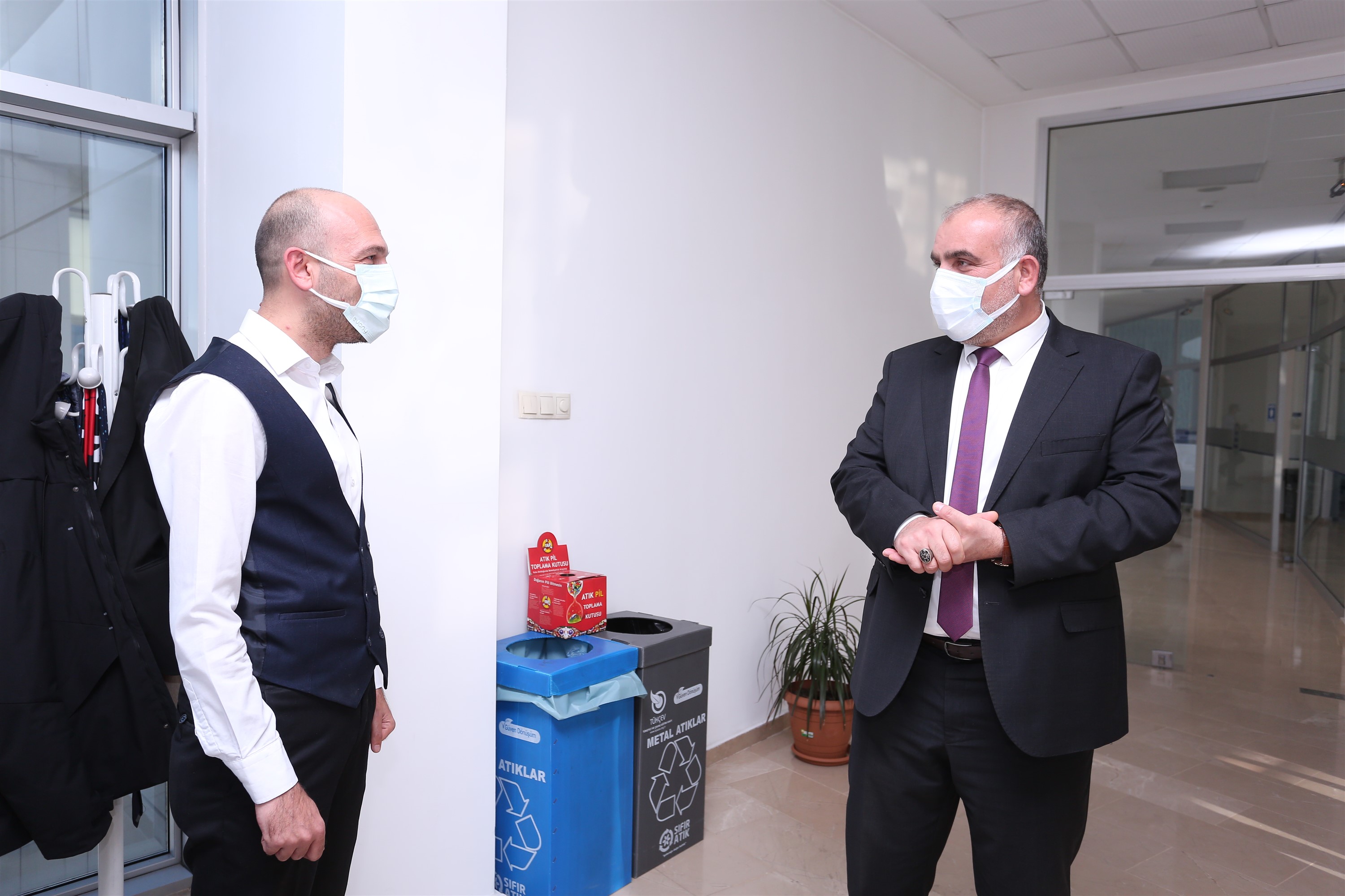 CANİK BELEDİYE BAŞKANI SANDIKÇI BİRİMLERİ ZİYARET ETTİ