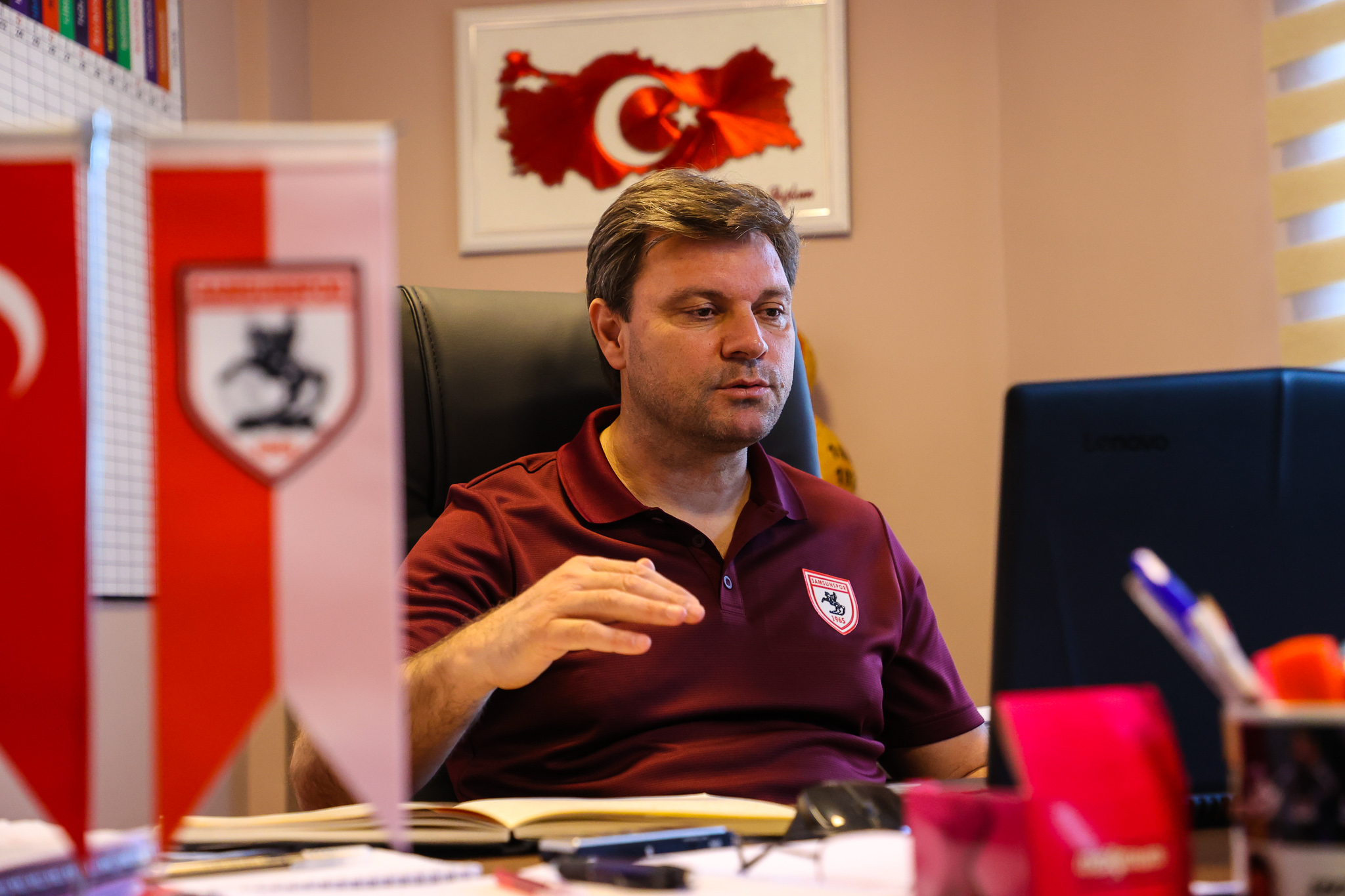 SAMSUNSPOR'U SÜPER LİG'E TAŞIMAK İSTİYORUZ