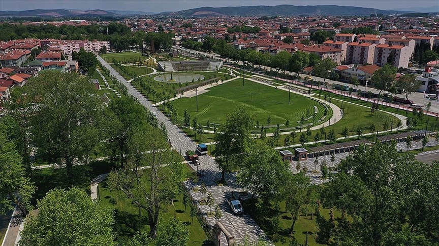 ESKİ STADYUM ALANLARI MİLLET BAHÇESİNE DÖNÜŞTÜ