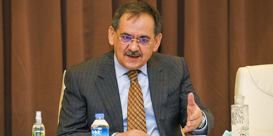 KANAVİÇE DOKUR GİBİ ŞEHRİ DOKUYORUZ