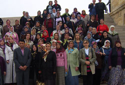 Kurupelitli bayanlar Ata'nın huzurunda