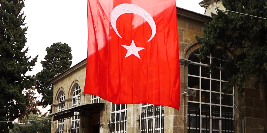GENÇLER İSTİKLAL MARŞI İÇİN TEK SES OLDU
