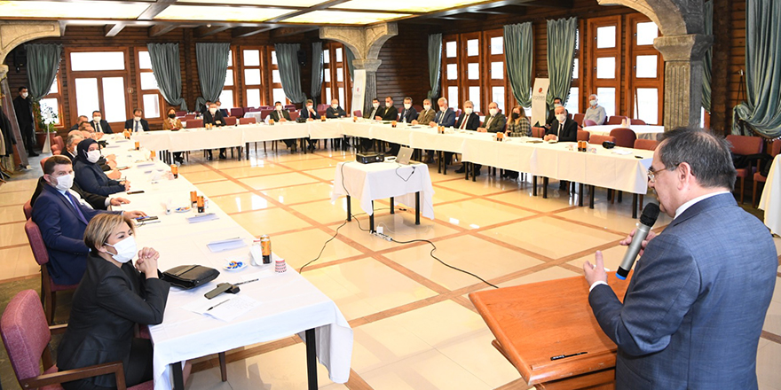 Büyükşehirden yöneticilere liderlik eğitimi