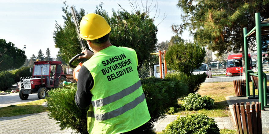 PARK VE BAHÇELER YENİDEN DÜZENLENİYOR