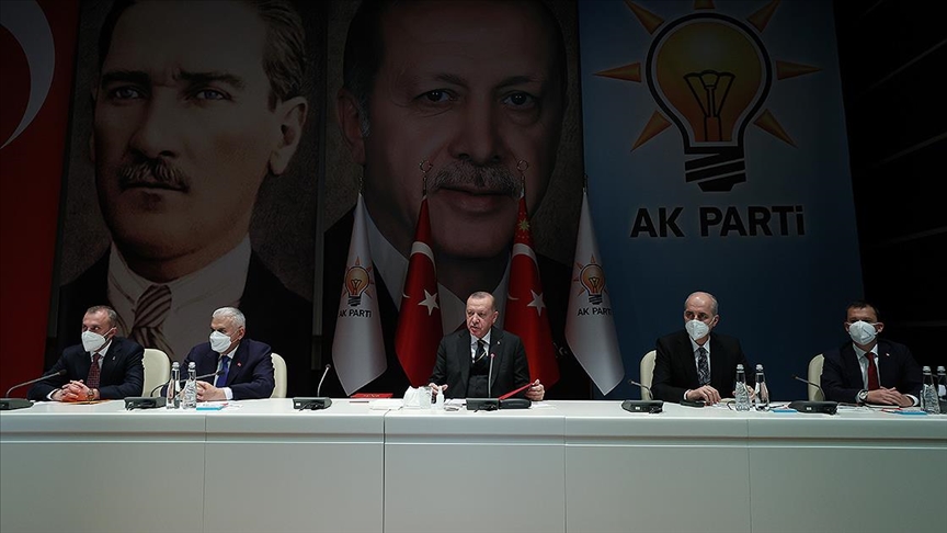 AK PARTİ'NİN YENİ MYK ÜYELERİ BELİRLENDİ