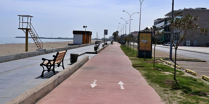 Samsun'da sokaklar sessizliğe büründü