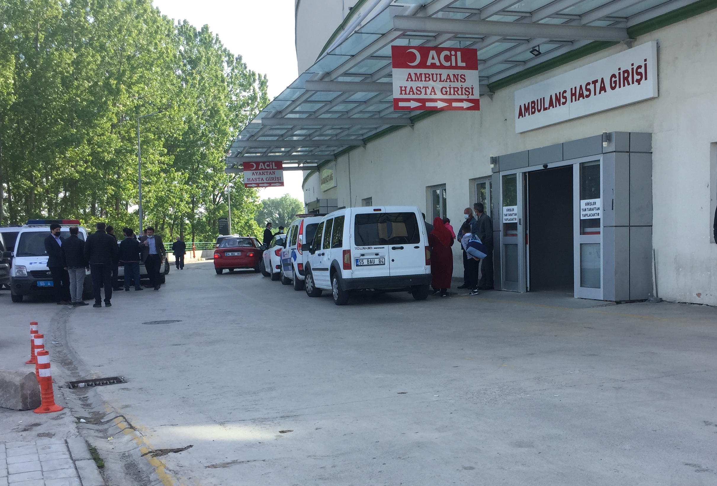 Bayram namazı çıkışında vuruldu