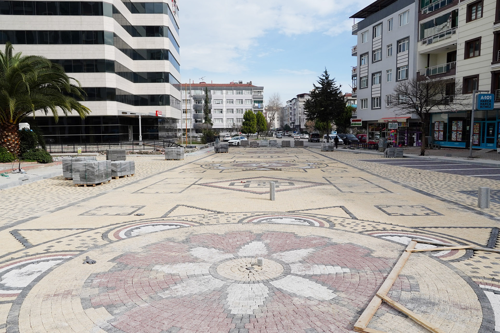 DOĞUŞ CADDESİ YENİ ÇEHRESİNE KAVUŞTU