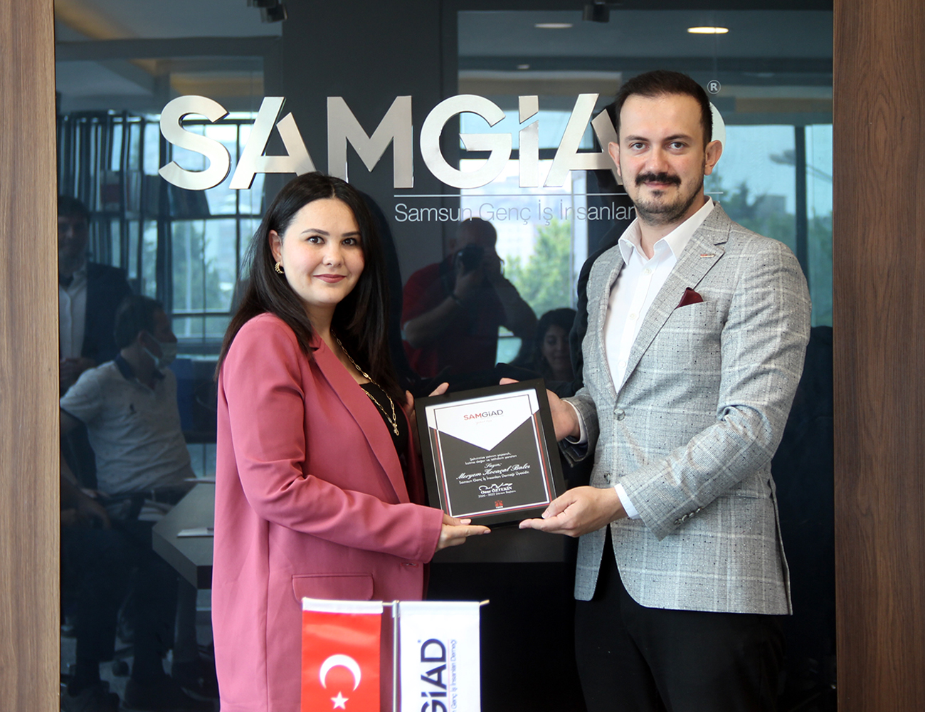 YENİ ÜYELERLE BÜYÜMEYE DEVAM EDİYOR