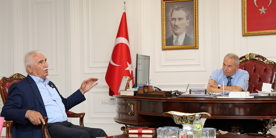 CHP'li Milletvekili Durmaz'dan Başkan Demirtaş'a Ziyaret