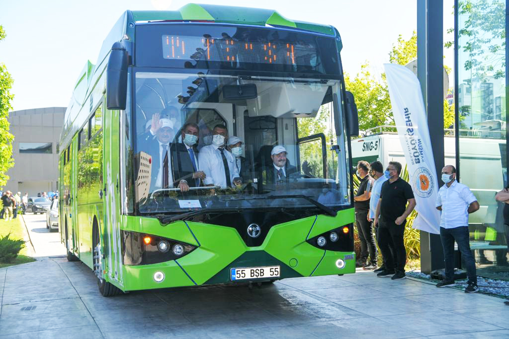 15 DAKİKADA ŞARJ OLUP 80 KM YOL GİDİYOR