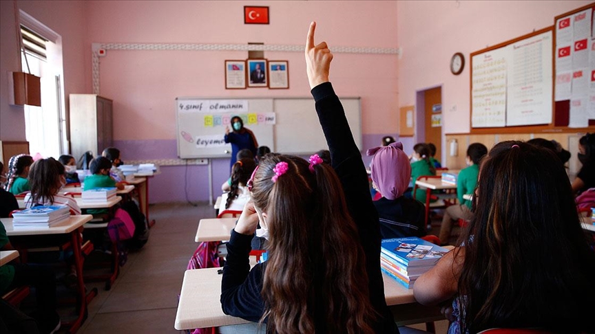 RAPORU OLAN ÖĞRENCİLER MAZERETLİ SAYILACAK