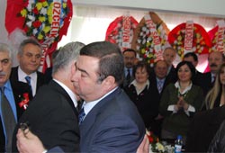 CHP'de değişen yok!