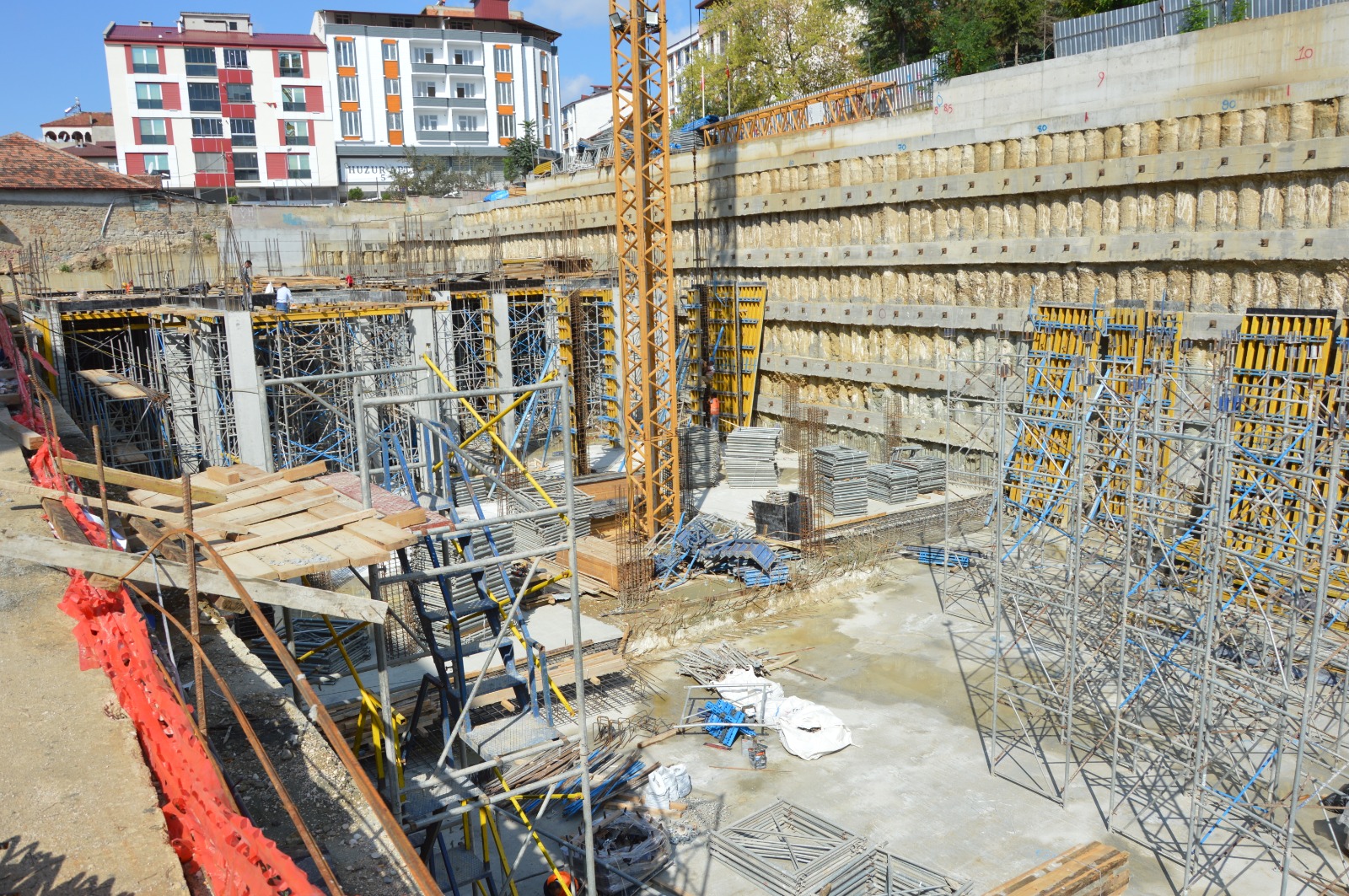 MEKANİK OTOPARK ÇALIŞMALARI DEVAM EDİYOR