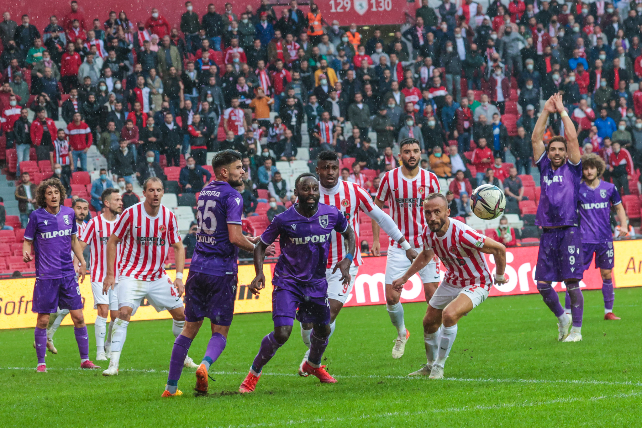 SAMSUNSPOR GALİBİYET İÇİN SAHAYA ÇIKIYOR