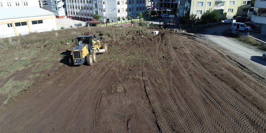İLKADIM'DA OTOPARK ÇALIŞMALARI BAŞLADI