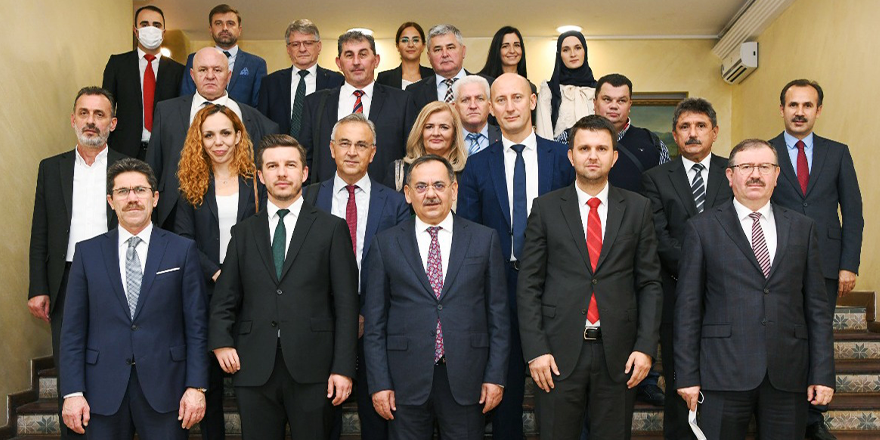 BAŞKAN DEMİR KADRİC VE HEYETİNİ AĞIRLADI
