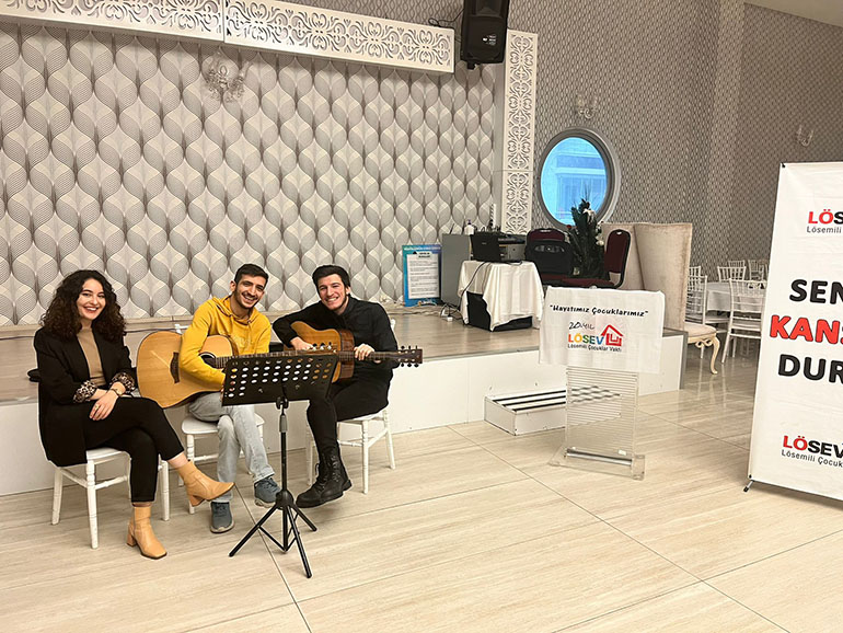 LÖSEV, GÖNÜLLÜLER GÜNÜNÜ KUTLADI