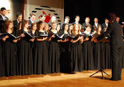 Türküleri söylendi