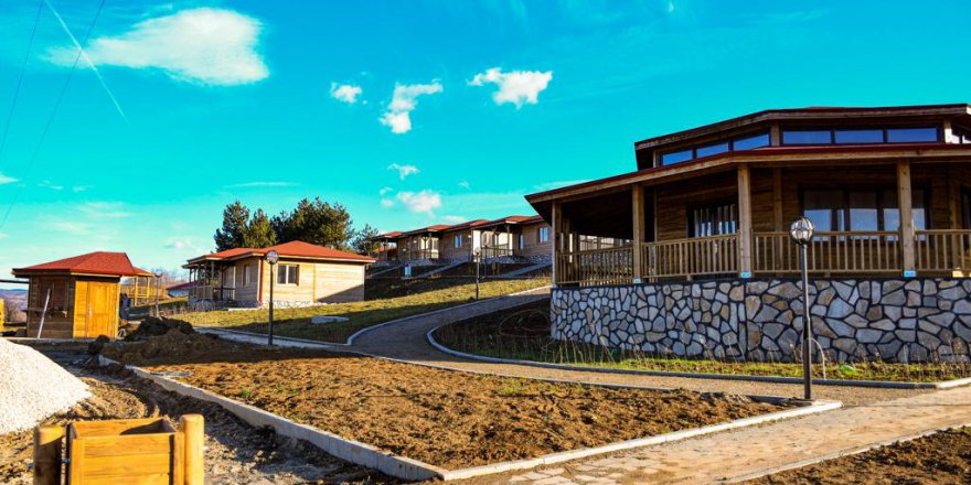 LADİK'TE TURİZM İÇİN BUNGALOV EVLER YAPILIYOR