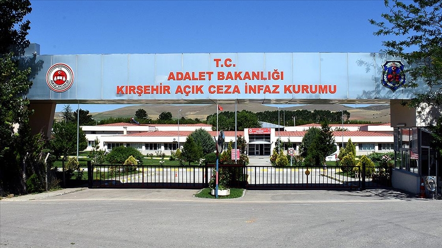 HÜKÜMLÜLERİN KOVİD-19 İZİN SÜRELERİ 2 AY UZATILDI