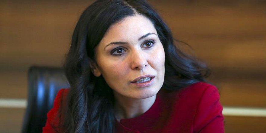 ÇİĞDEM KARAASLAN SAMSUN’UN SİMGESİ ONUR ANITINA YAPILAN ÇİRKİN SALDIRIYI KINADI