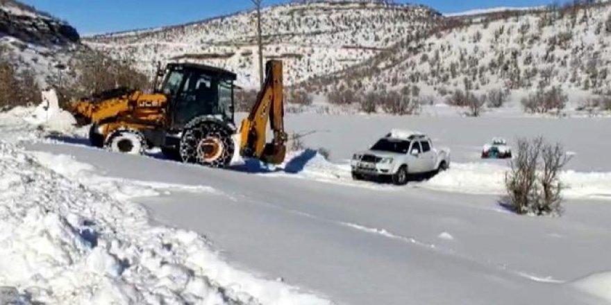EKİPLER KARDA MAHSUR KALAN KALP HASTASI İÇİN SEFERBER OLDU