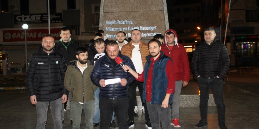 ÇARŞAMBASPORLU TARAFTARLARDAN ATATÜRK ANITI'NA SALDIRIYA TEPKİ