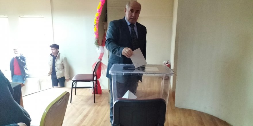KAVAK ŞOFÖRLER VE OTOMOBİLCİLER ODASI BAŞKANLIĞINA YENİDEN KAYA SEÇİLDİ