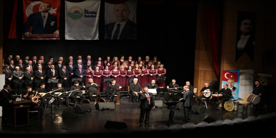 İLKADIM BELEDİYESİ TÜRK HALK MÜZİĞİ KOROSU SAHNE ALIYOR