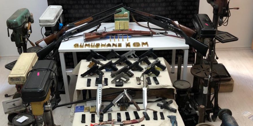 9 İLDE SİLAH KAÇAKÇILIĞI OPERASYONUNDA 12 KİŞİ YAKALANDI