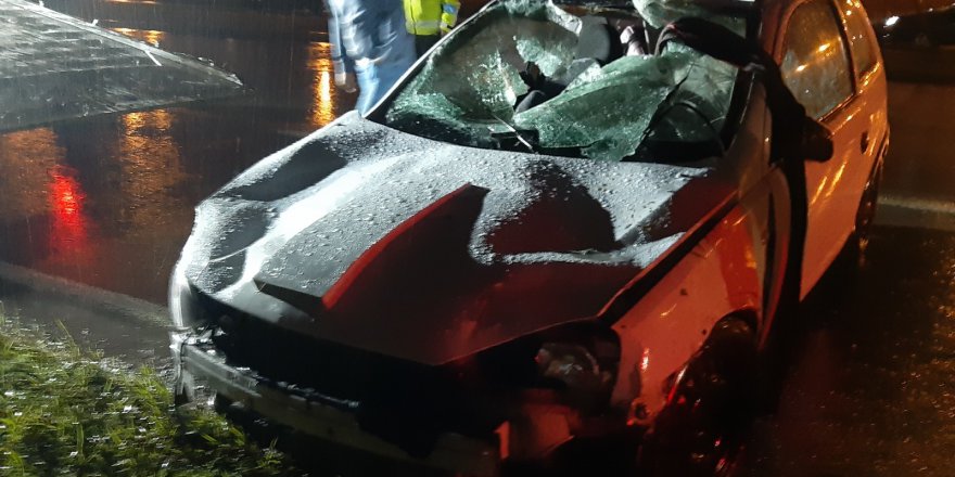 SAMSUN'UN ÇARŞAMBA İLÇESİNDE OTOMOBİLİN ÇARPTIĞI KİŞİ YARALANDI.
