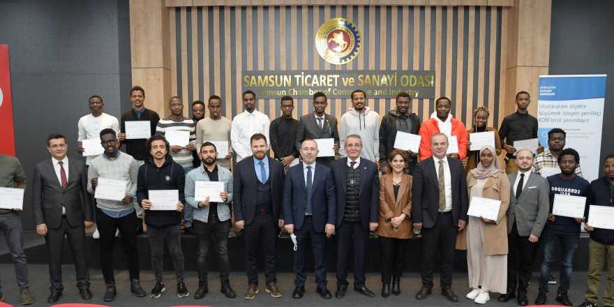 YABANCI UYRUKLU ÖĞRENCİLERE “DIŞ TİCARET EĞİTİMİ” SERTİFİKASI
