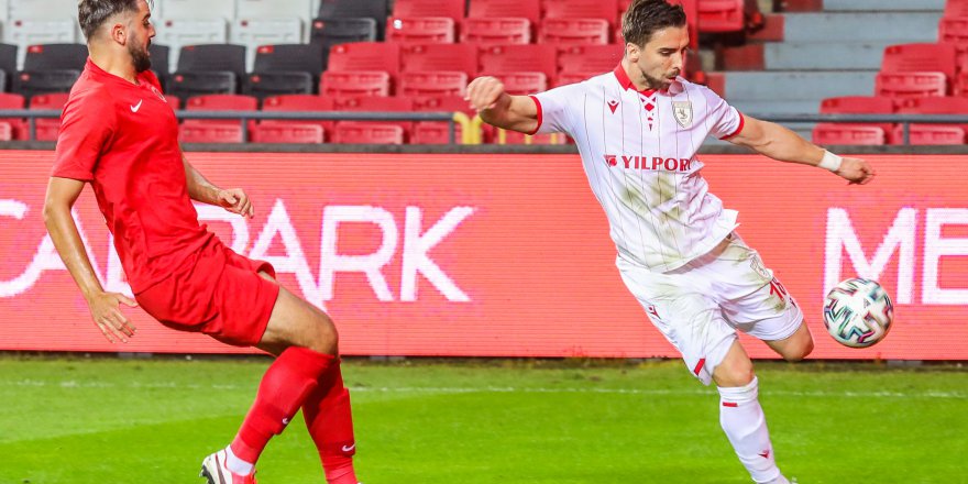 SAMSUNSPOR, ÜMRANİYESPOR KARŞISINDA GALİBİYET HEDEFLİYOR