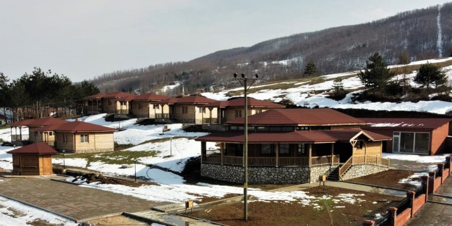 LADİK'TE BUNGALOV EVLER BULUNAN TATİL KÖYÜ KİRAYA VERİLECEK