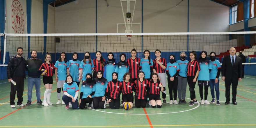 GENÇ B BAYAN VOLEYBOL İL BİRİNCİLİĞİ TURNUVASI BÖLGE FİNALİ HAVZA’DA YAPILDI